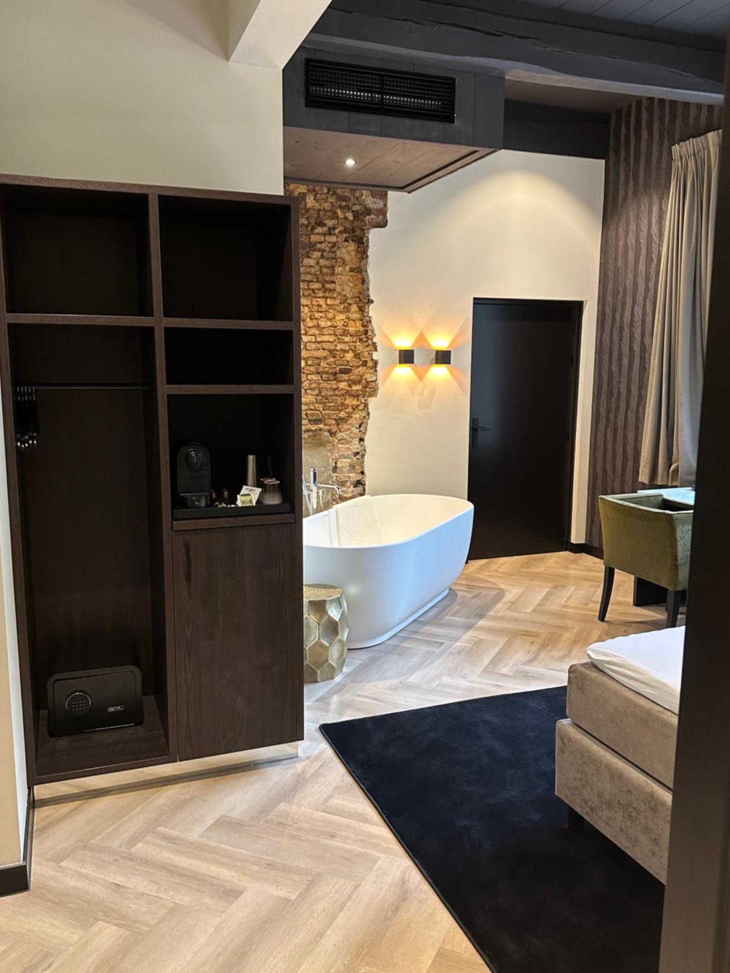 Hotel Restaurant Het Witte Paard Delden Eksteriør billede