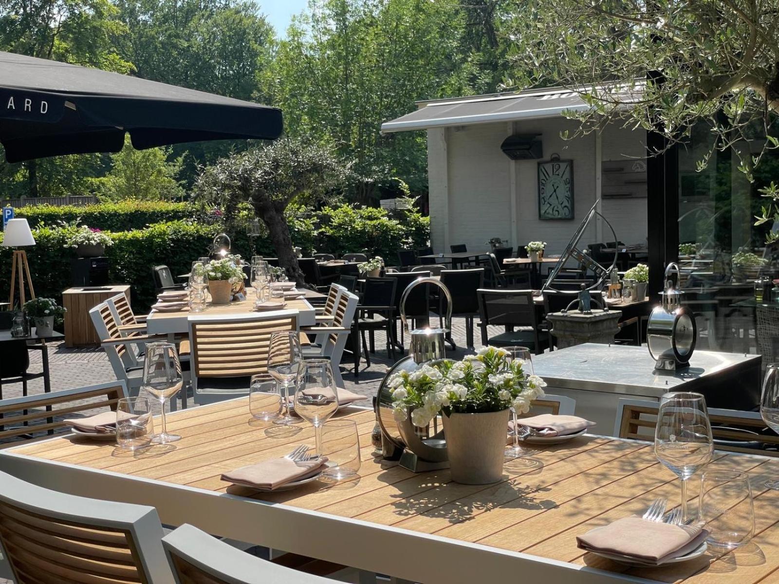 Hotel Restaurant Het Witte Paard Delden Eksteriør billede